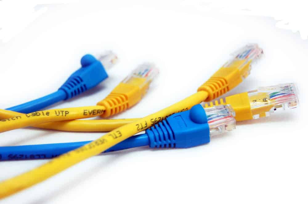 Ethernet kable horia eta urdina: zein da aldea?