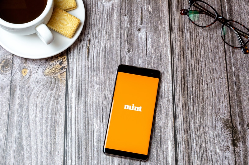 Mint Mobile va Red Pocket - nimani tanlash kerak?